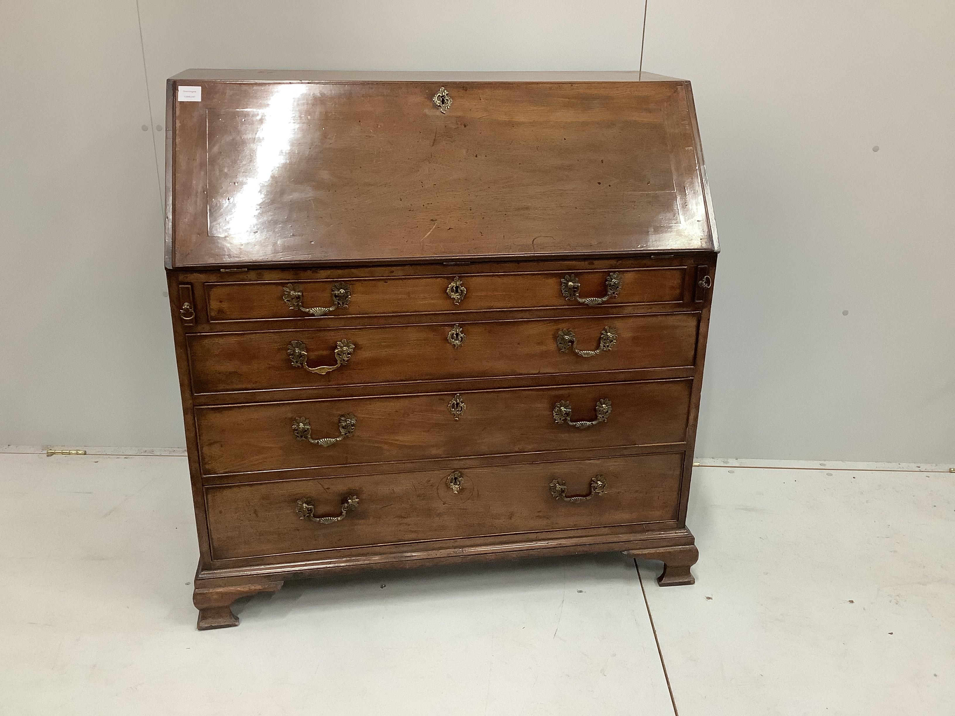 A George III mahogany bureau, width 103cm, depth 54cm, height 107cm